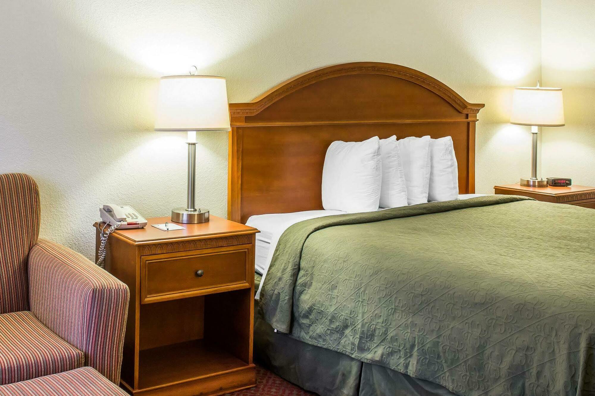 Quality Inn North Battleboro Kültér fotó
