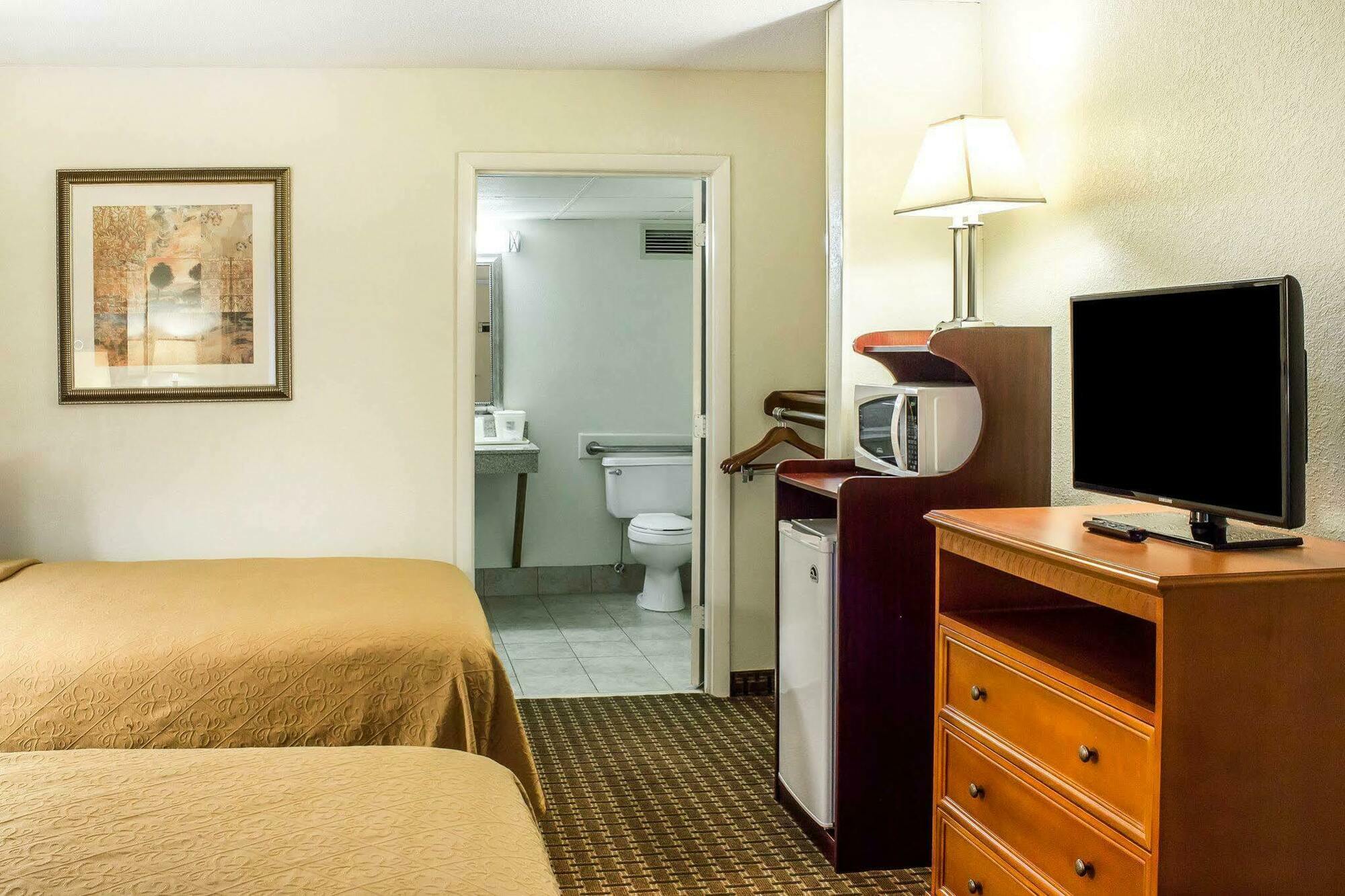 Quality Inn North Battleboro Kültér fotó